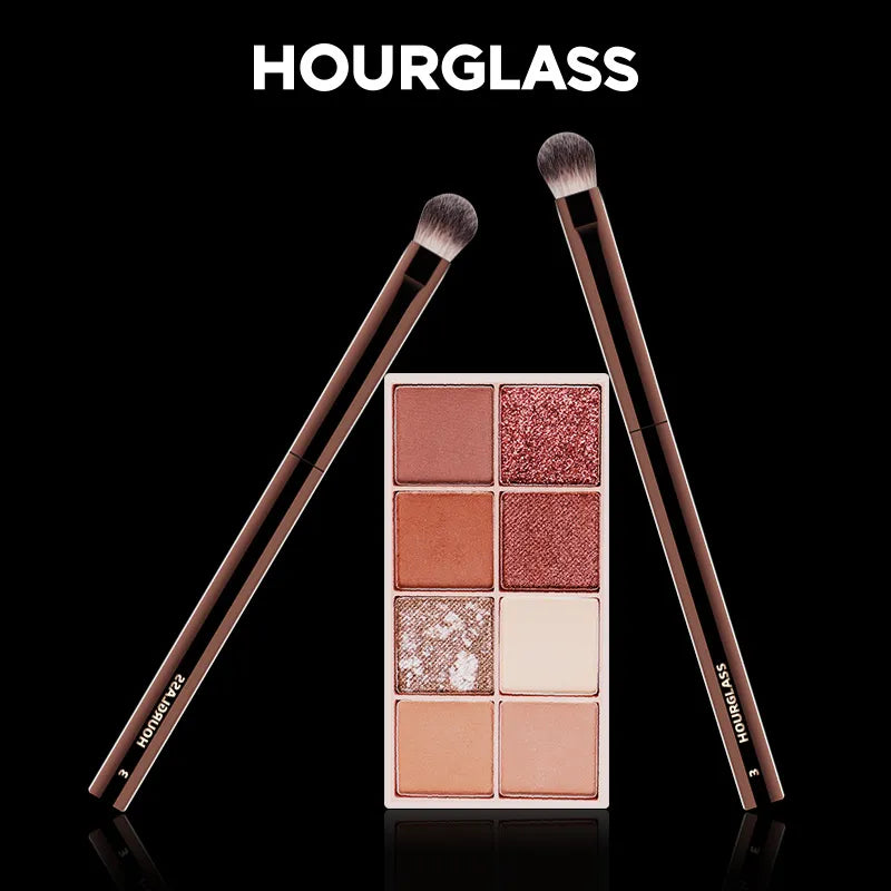 HOURGLASS Nº 23 RETRACTABLE BLUSH BRUSH